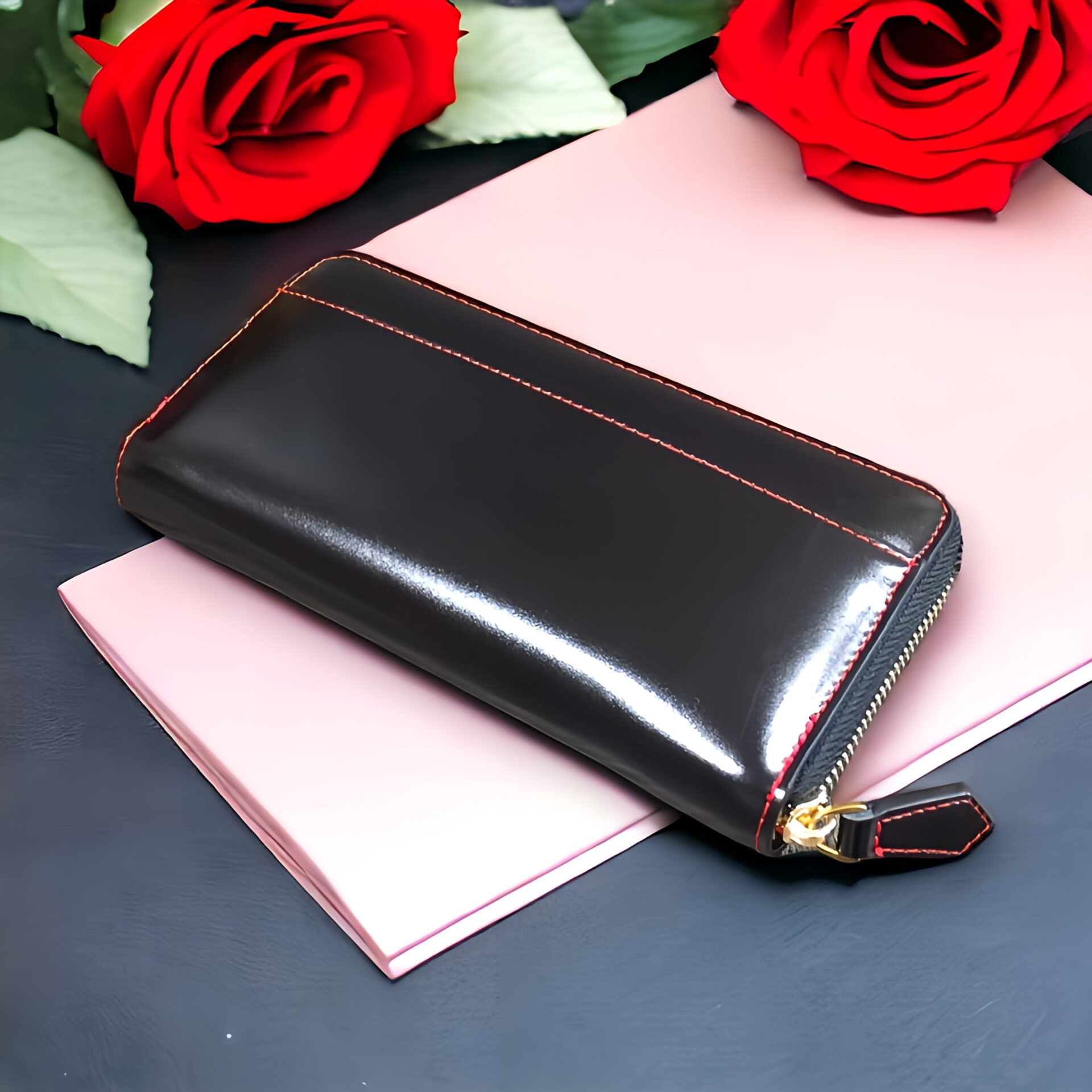 GLASS-LEATHER 牛革長財布 コードバンのような光沢と高級感 黒 内装：紅
