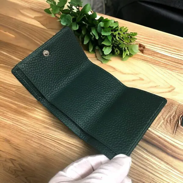 スリム財布 三つ折り財布 牛革 薄型 緑 グリーン BOX型小銭入れ スリム財布 三つ折り財布 牛革 薄型 緑 グリーン BOX型小銭入れ